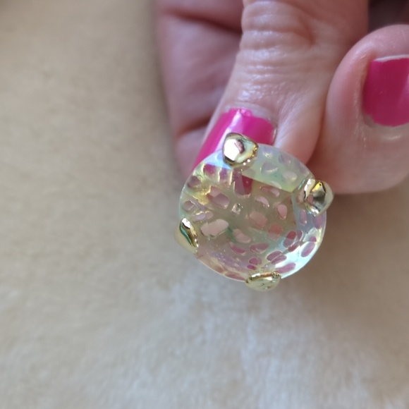 Kendra Scott Hillary Gold Studs in Iridescent Clear Statement Vintage HTF - Picture 12 of 17